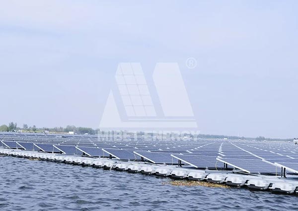 亚博YABO江苏沛县水上光伏电站项目-2