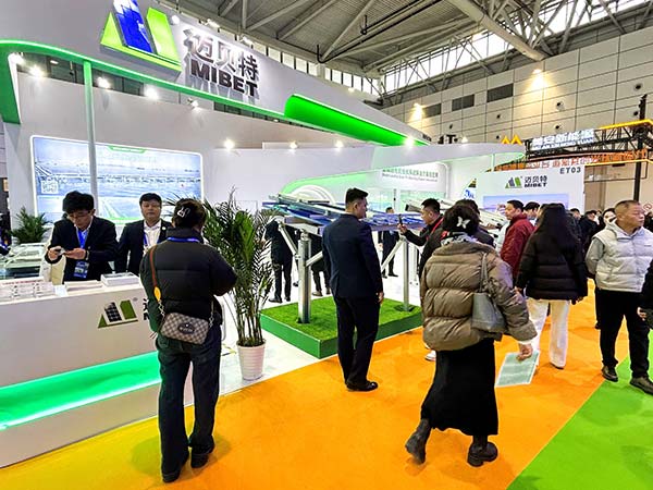 参展用户了解亚博YABO产品